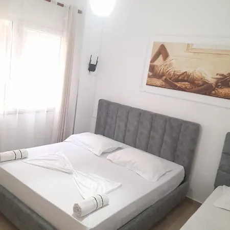 Side Two-bedroom * Dıraç
