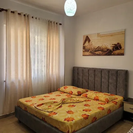 Side Two-bedroom Apartment